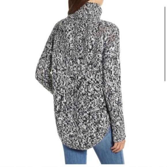 Nordstrom Treasure & Bond Turtleneck Sweater Tunic in Black Combo - Picture 3 of 13